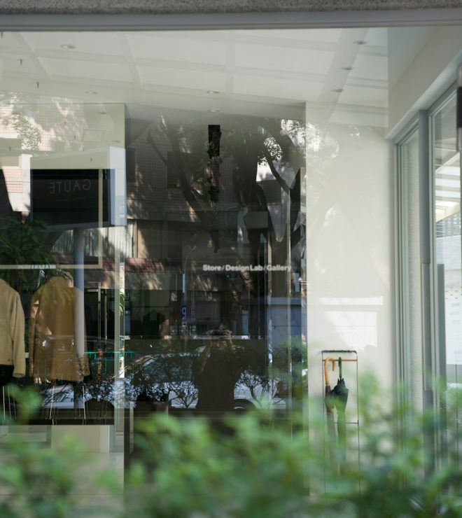 Storefront glass window display - Glass